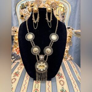 Elegant Gold Tone Chain Jewelry Set